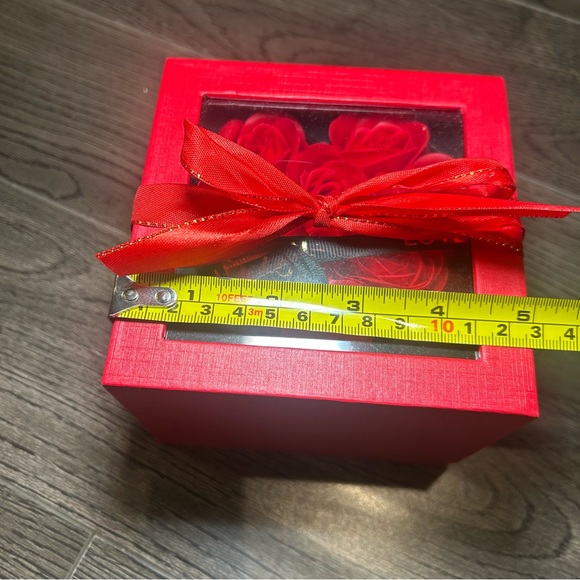 Jewelry Case - Picture 14 of 14